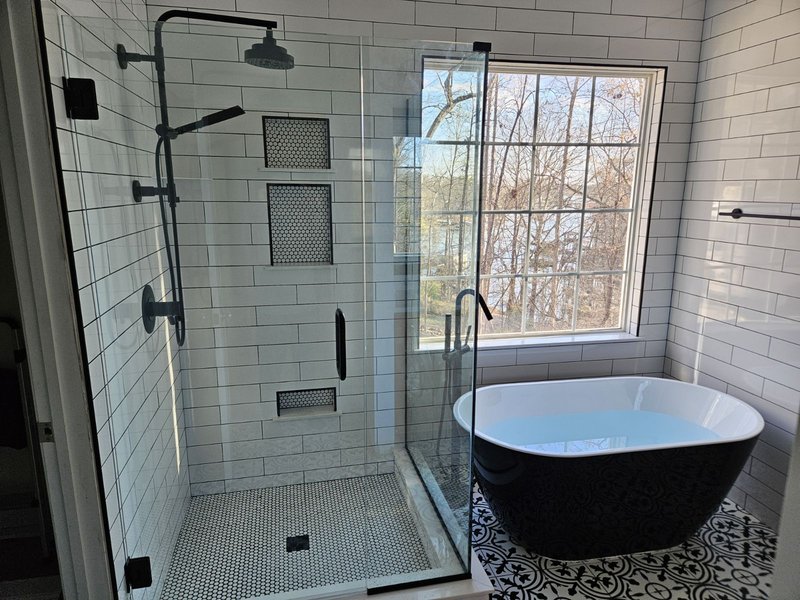 About J.M Tile & Stone in Mooresville | Charlotte, North Carolina's #1 Shower Installer | Free On-Site Quotes | (386) 307-6295 |  Proudly serving the Moorseville, Lake Norman, and North Mecklenburg areas.